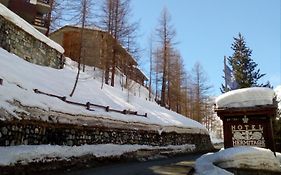 Brenva Apartments